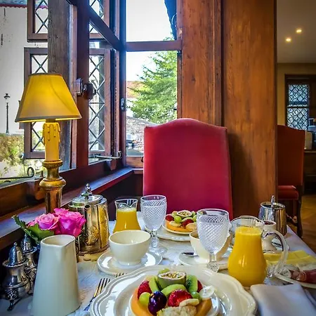 Exclusive Bonifacius 4* بروج
